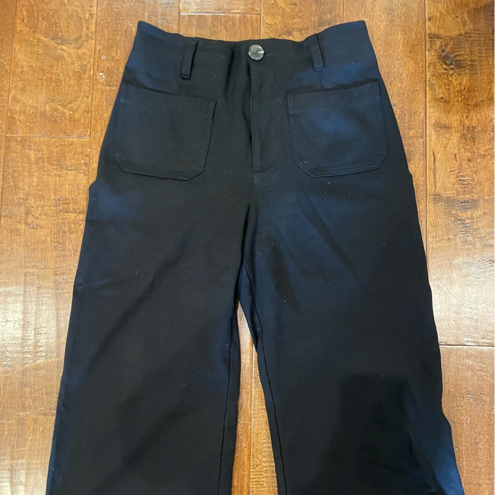 8 Petite LC Lauren Conrad Black Mid-Rise Straight Leg Cropped Pants